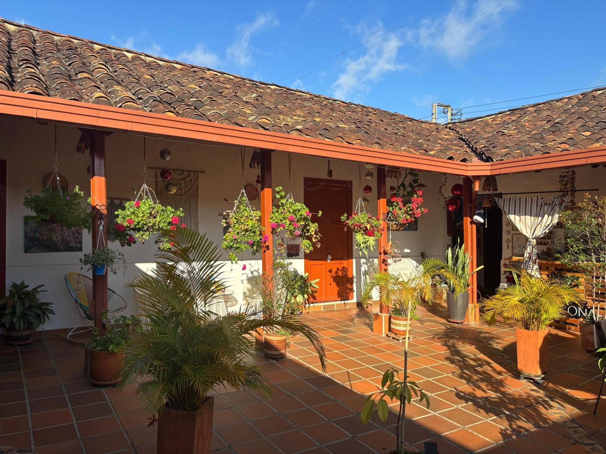 La Casona Espacio Bonito 사포토카 외부 사진