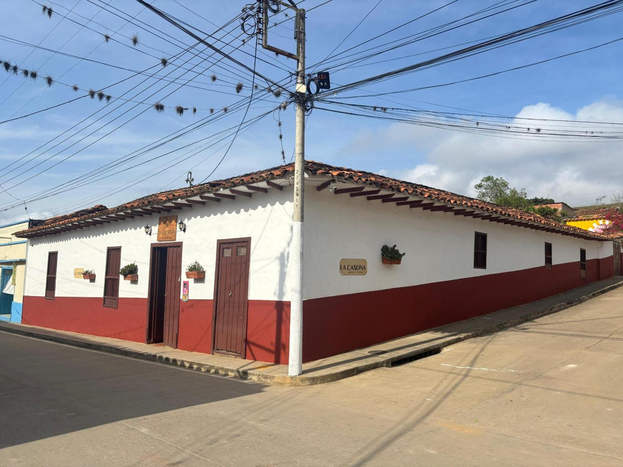La Casona Espacio Bonito 사포토카 외부 사진